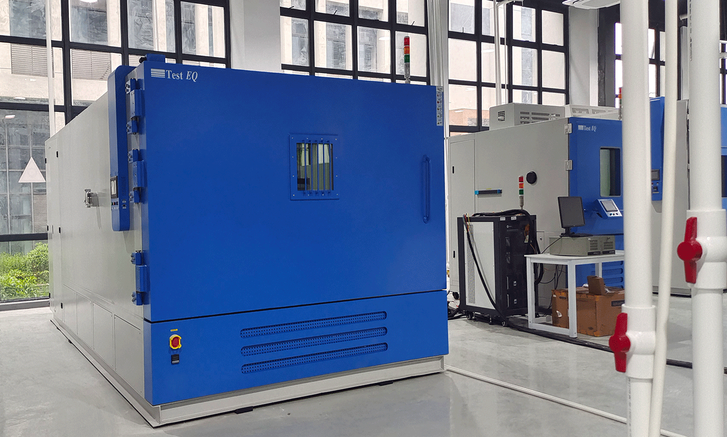 Altitude-test-chambers.gif